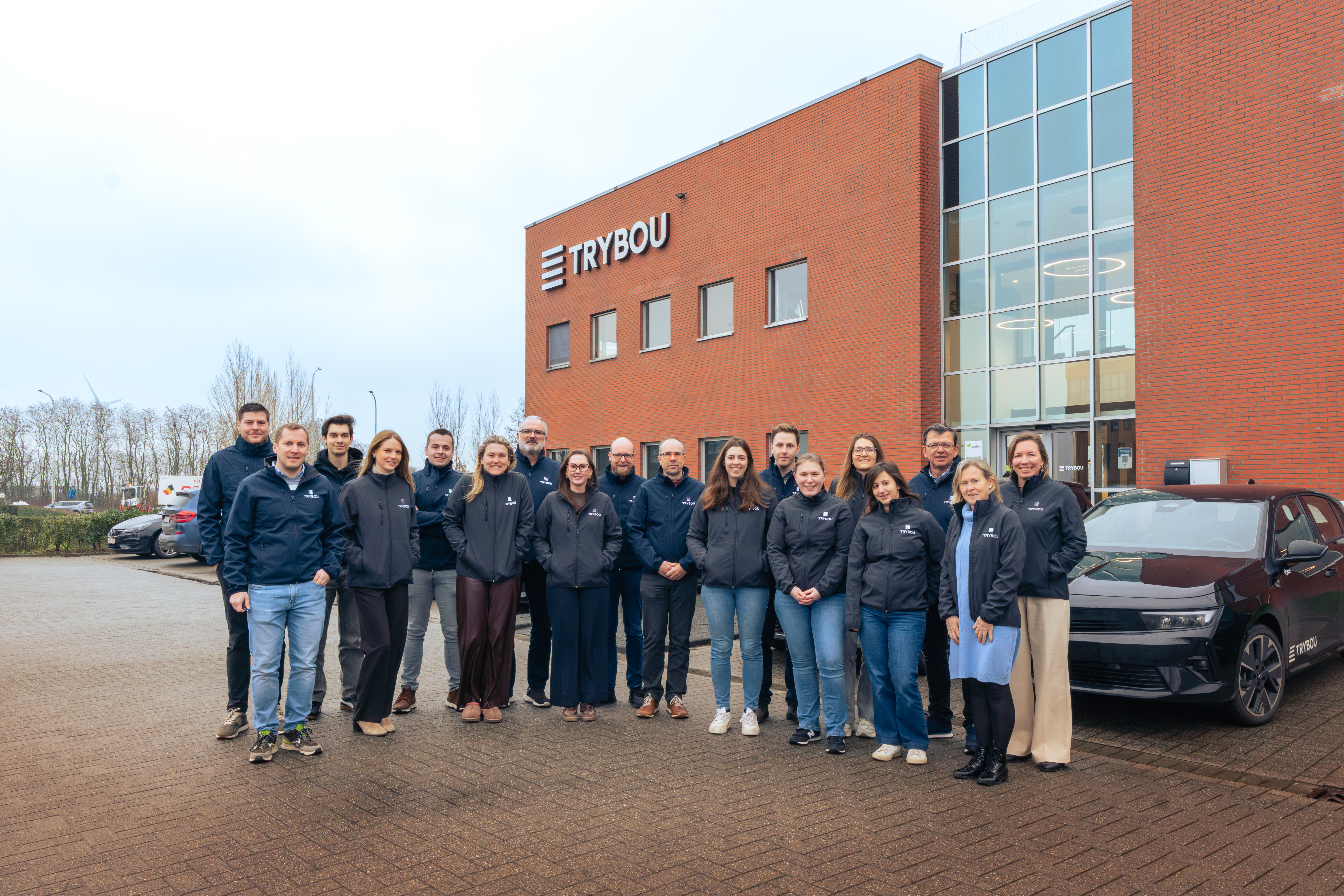Team Group Trybou
